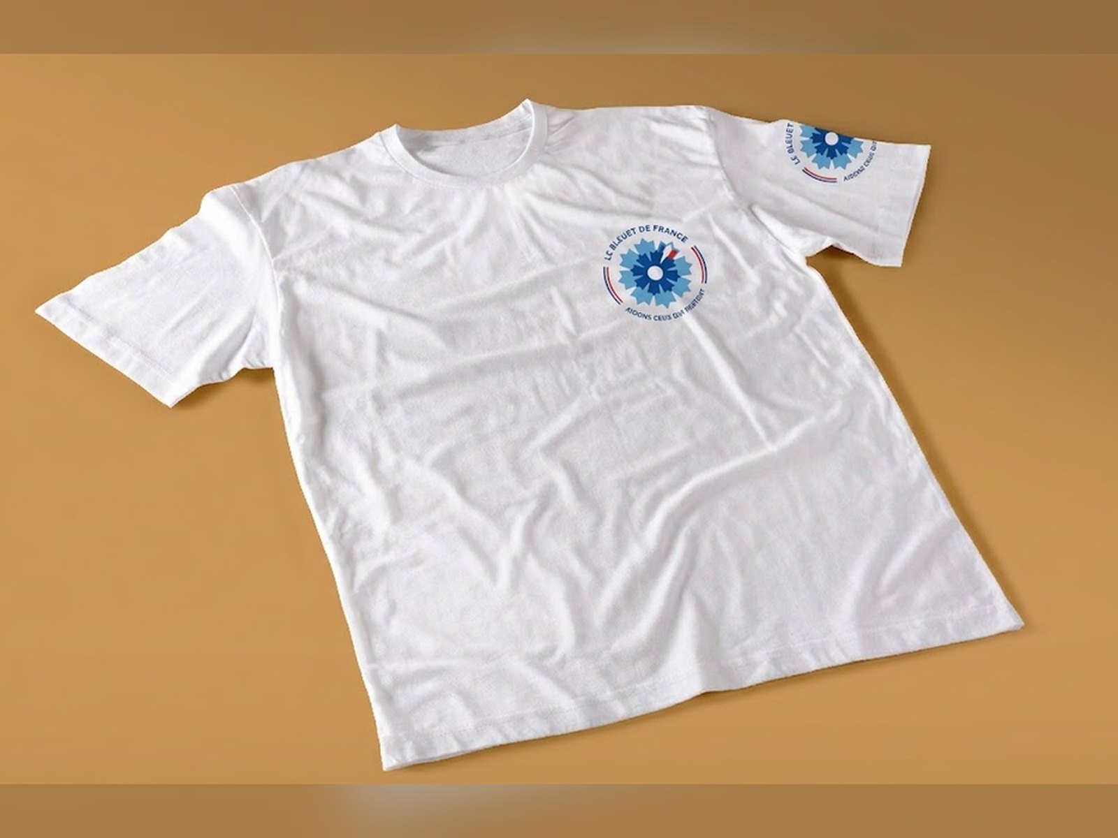 T-shirt personnalisé — marquage poitrine
