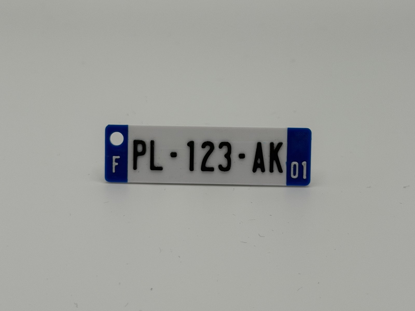 Porte-clés connecté — plaque d'immatriculation